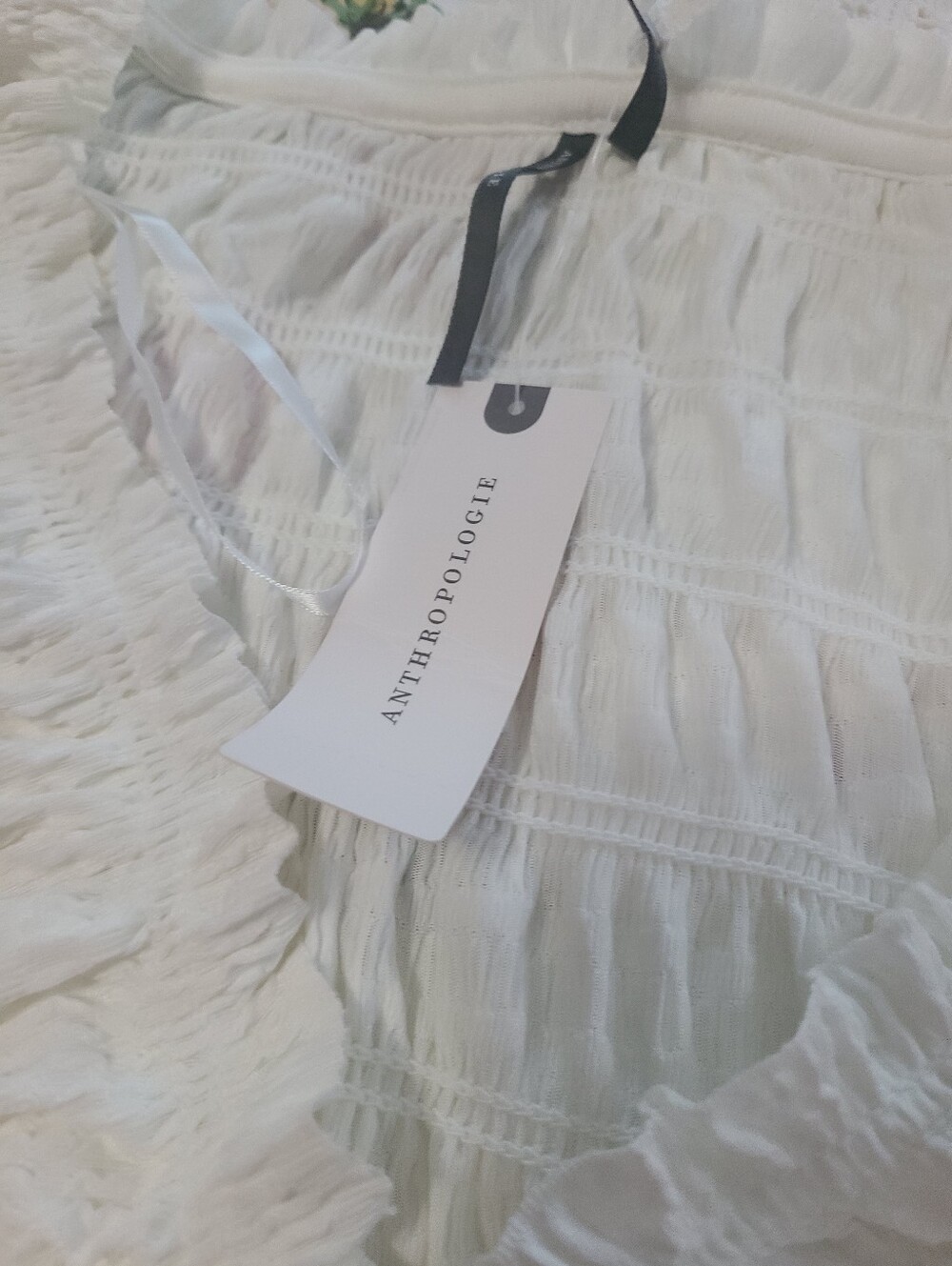 By Anthropologie Long-Sleeve Smocked V-Neck Top Large NWT - Picture 5 of 7
